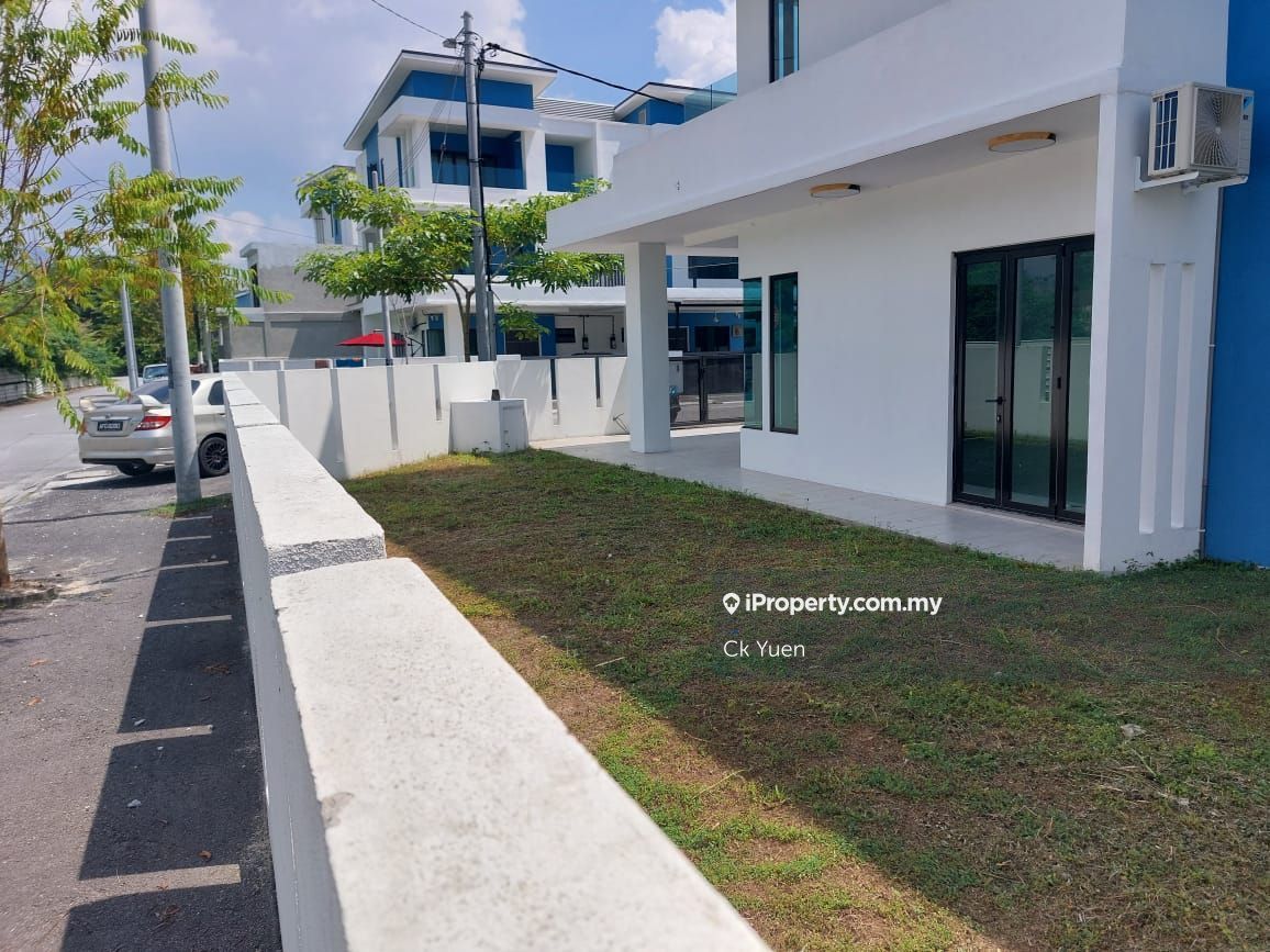 Jalan Kuala Kangsar, Ipoh Corner lot Semidetached House 5 bedrooms for