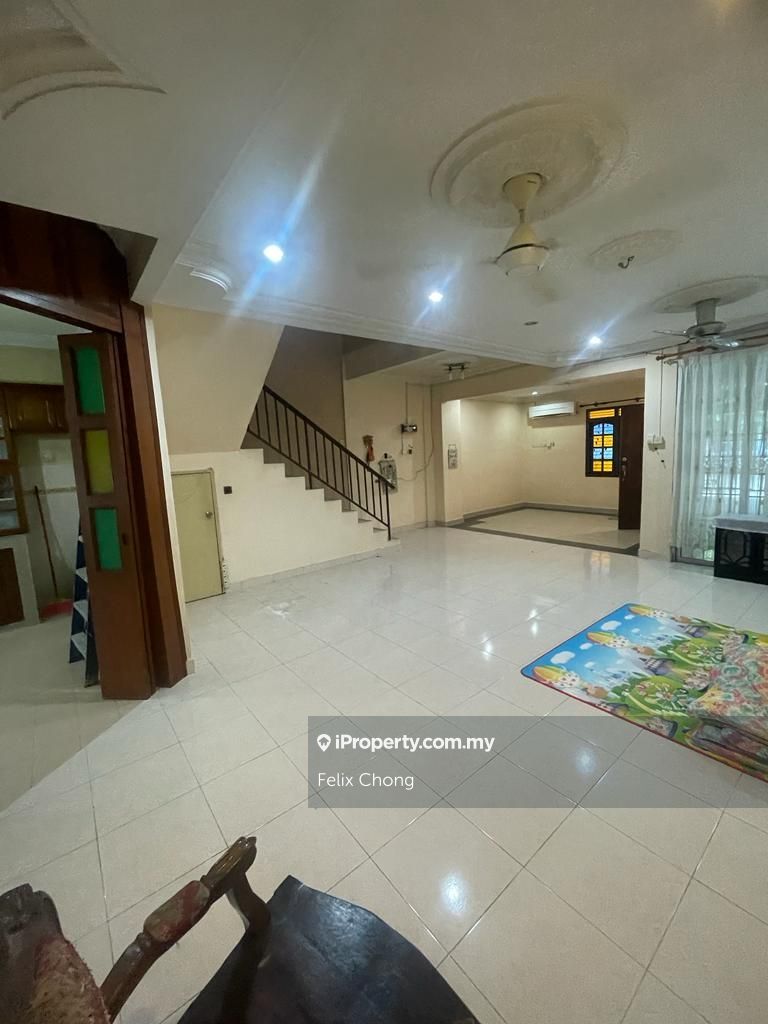 taman putri kulai, Kulai Intermediate 2sty Terrace/Link House 5 bedrooms for sale iProperty