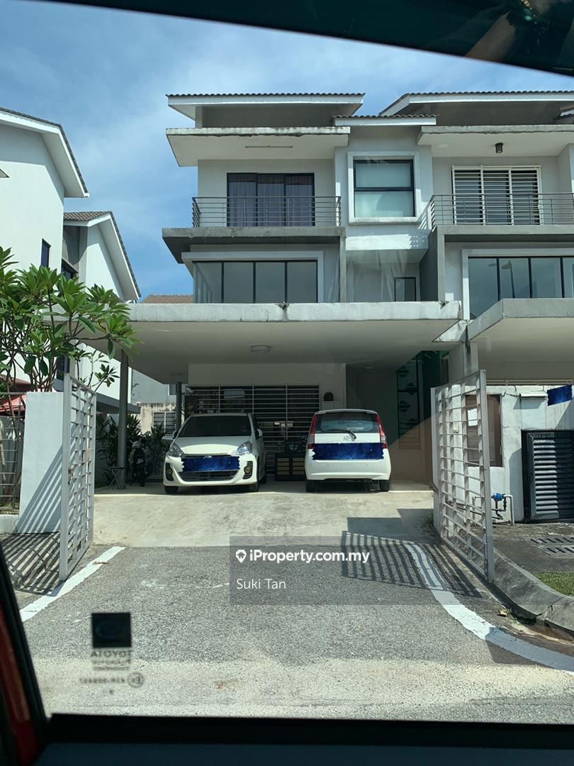 DALE Lakefields / Lakefield / Lake fields, Sg Besi, Sungai Besi End lot