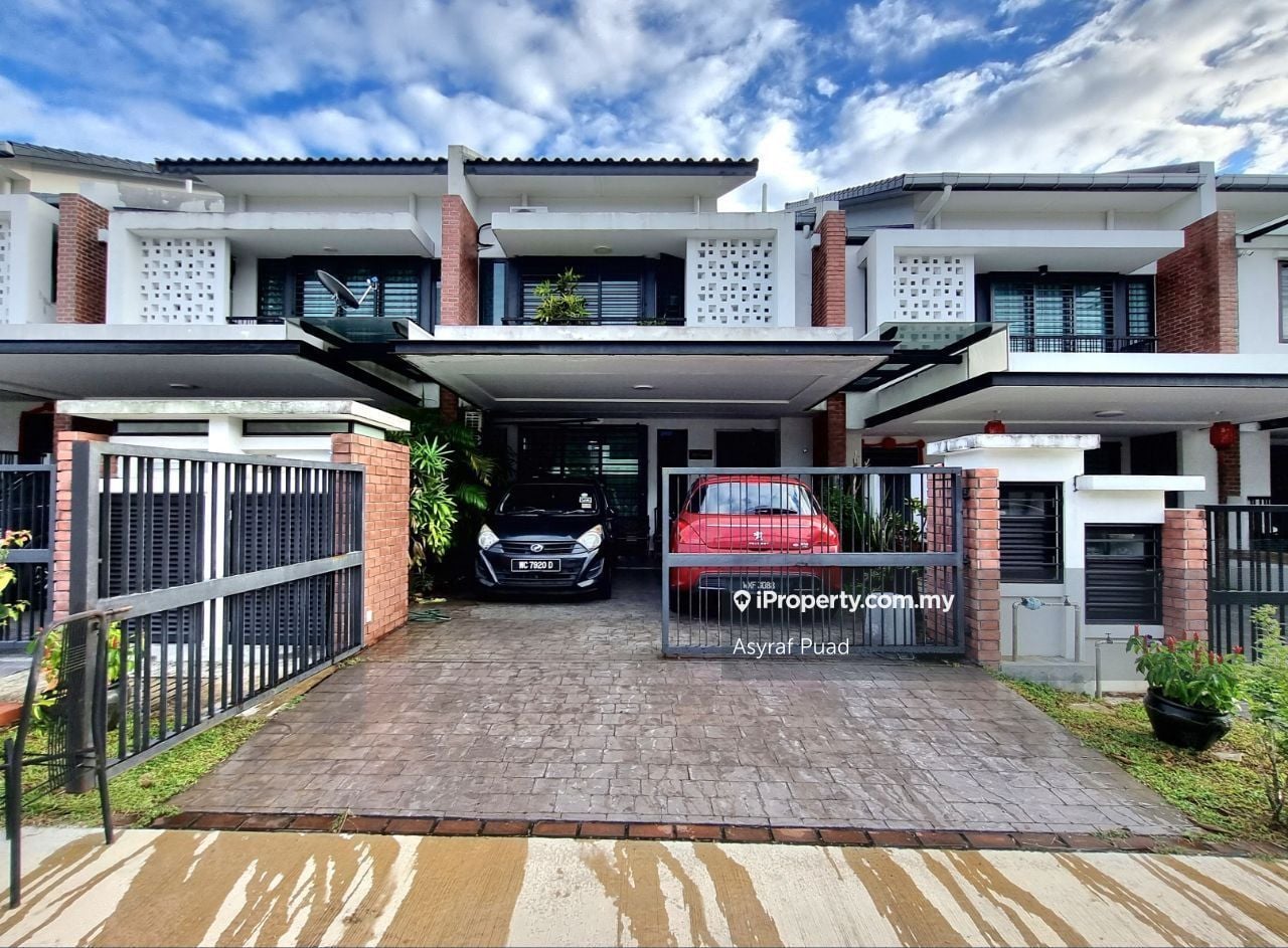 Elmina Valley 4 Seksyen U15, Shah Alam Intermediate 2sty Terrace/Link