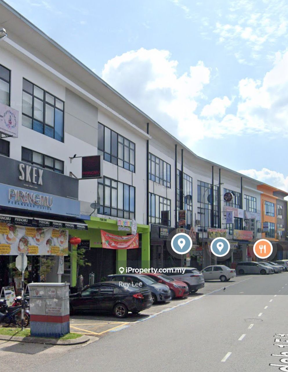 3 storey shops Bukit Indah, near to round about, Sell with tenancy, Johor Bahru for sale