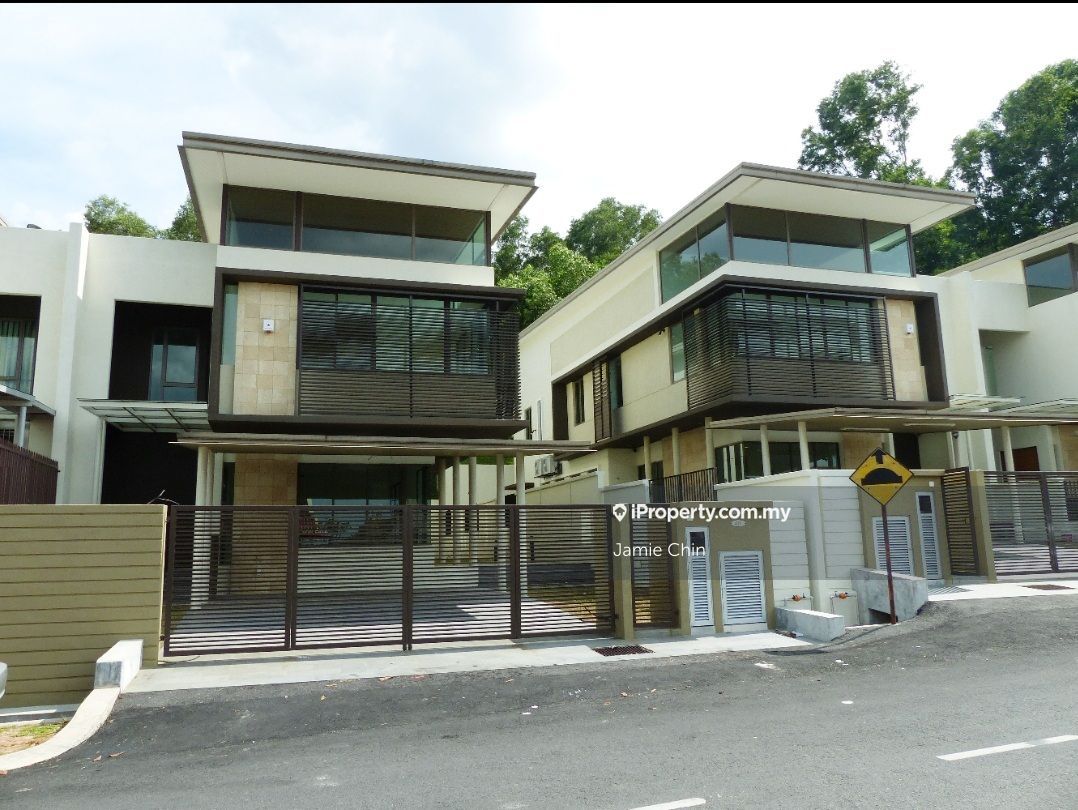 Kinrara, Puchong Intermediate Semidetached House 5+1 bedrooms for sale