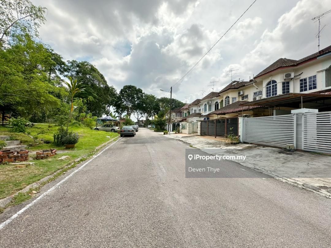 Jalan Nuri @ Bandar Putra, Kulai 2-sty Terrace/Link House 4 Bedrooms ...