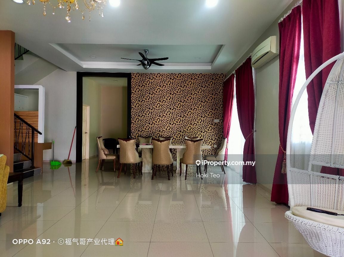 Batu Pahat Intermediate Semi-detached House 4 bedrooms for sale 