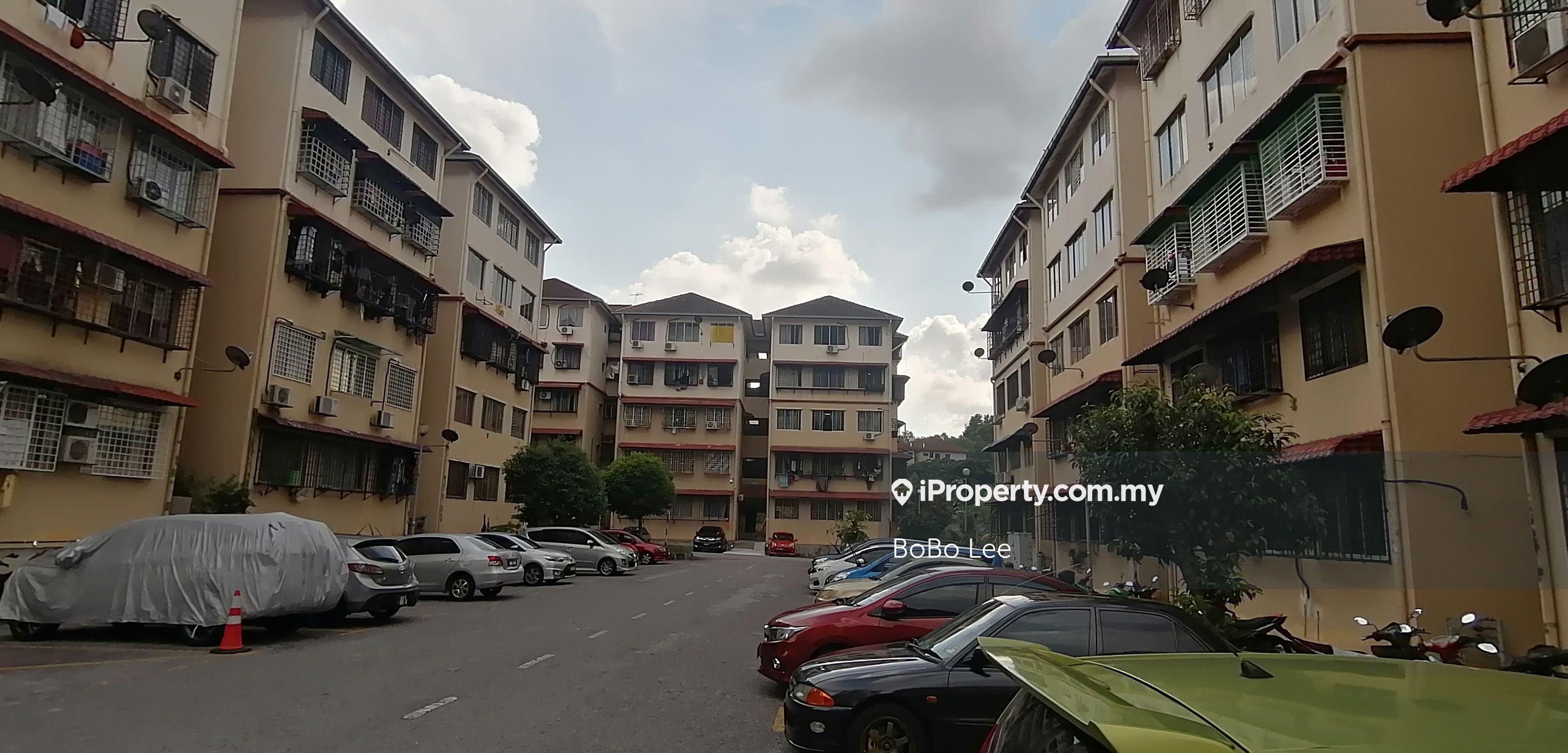 Pangsapuri Orkid Intermediate Apartment 3 Bedrooms For Sale In Serdang Selangor Iproperty Com My