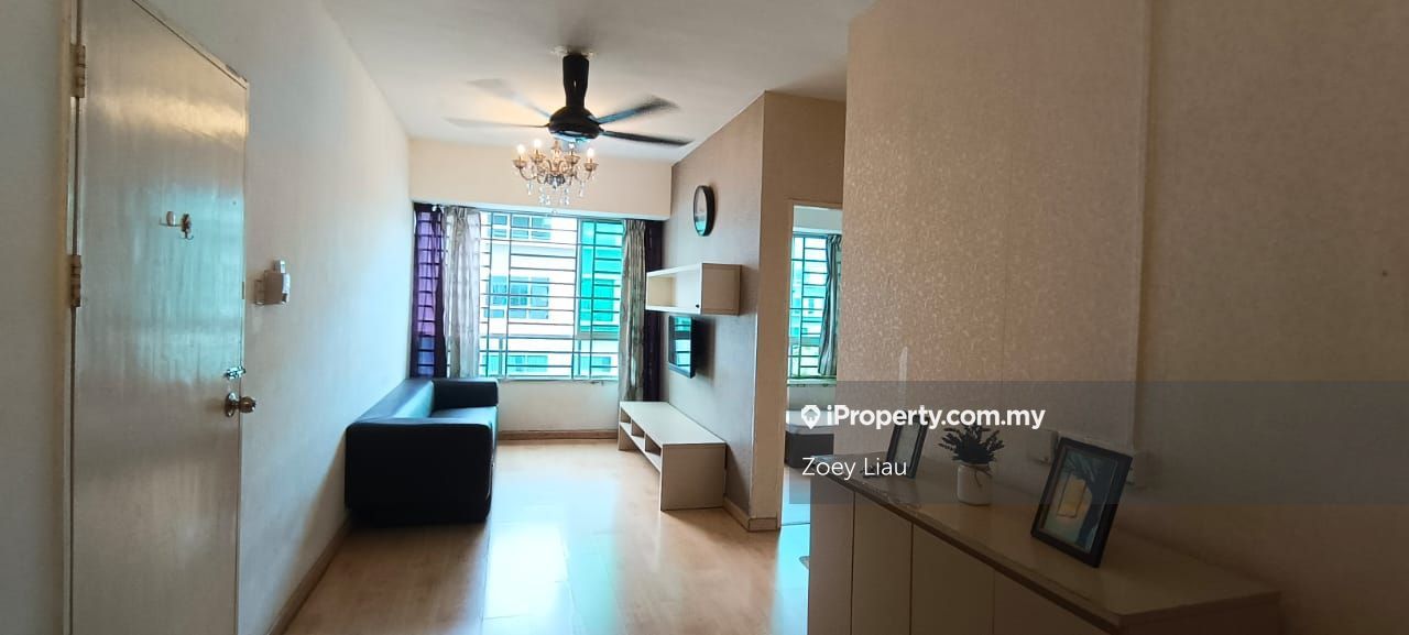 University Condo Apartment 2 (UCA 2) Apartment 3 bedrooms for rent in