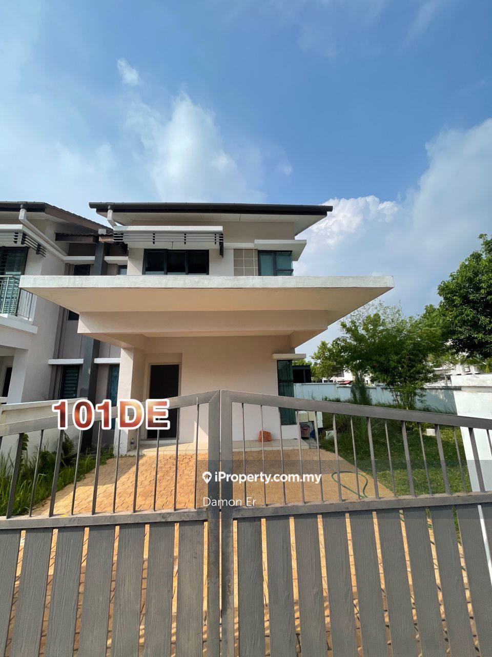 Corner Rimbayu periwinkle, Kota Kemuning Semidetached House 4 bedrooms