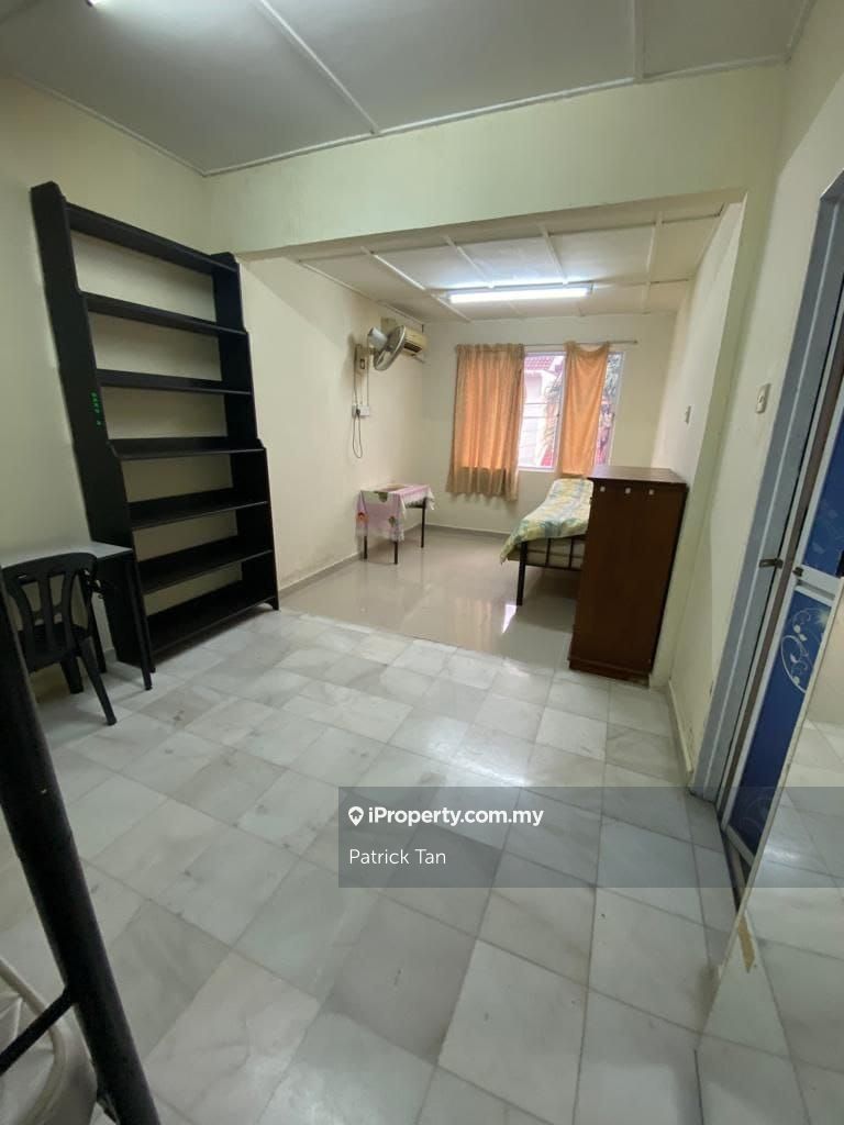 USJ 1, USJ 2sty Terrace/Link House 6 bedrooms for sale