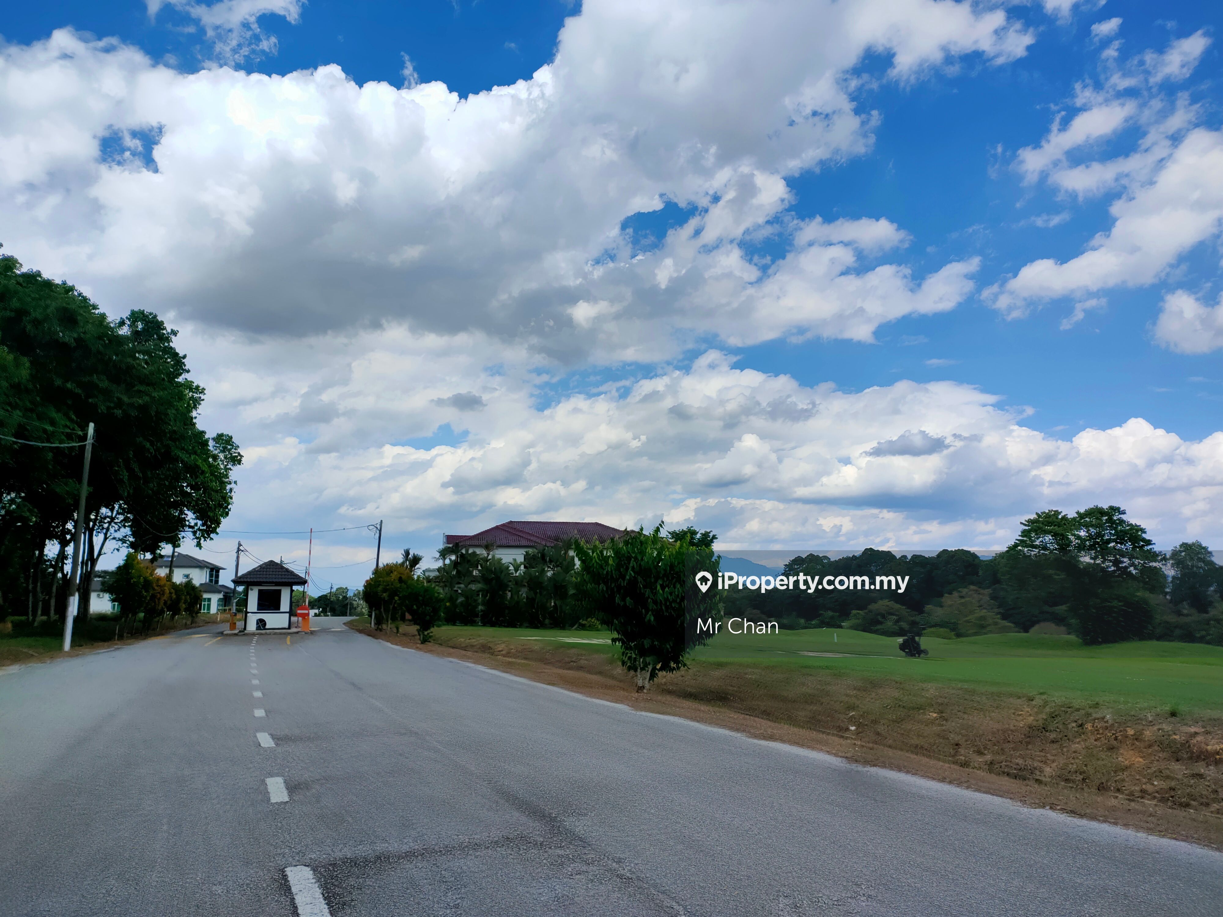 Staffield Country Resort Pajam Mantin, Mantin for sale RM433228