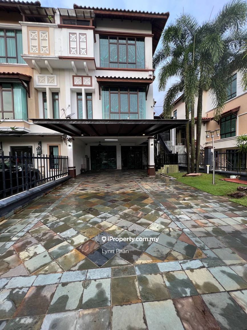 Taman sutera, Skudai Intermediate Semidetached House 6 bedrooms for
