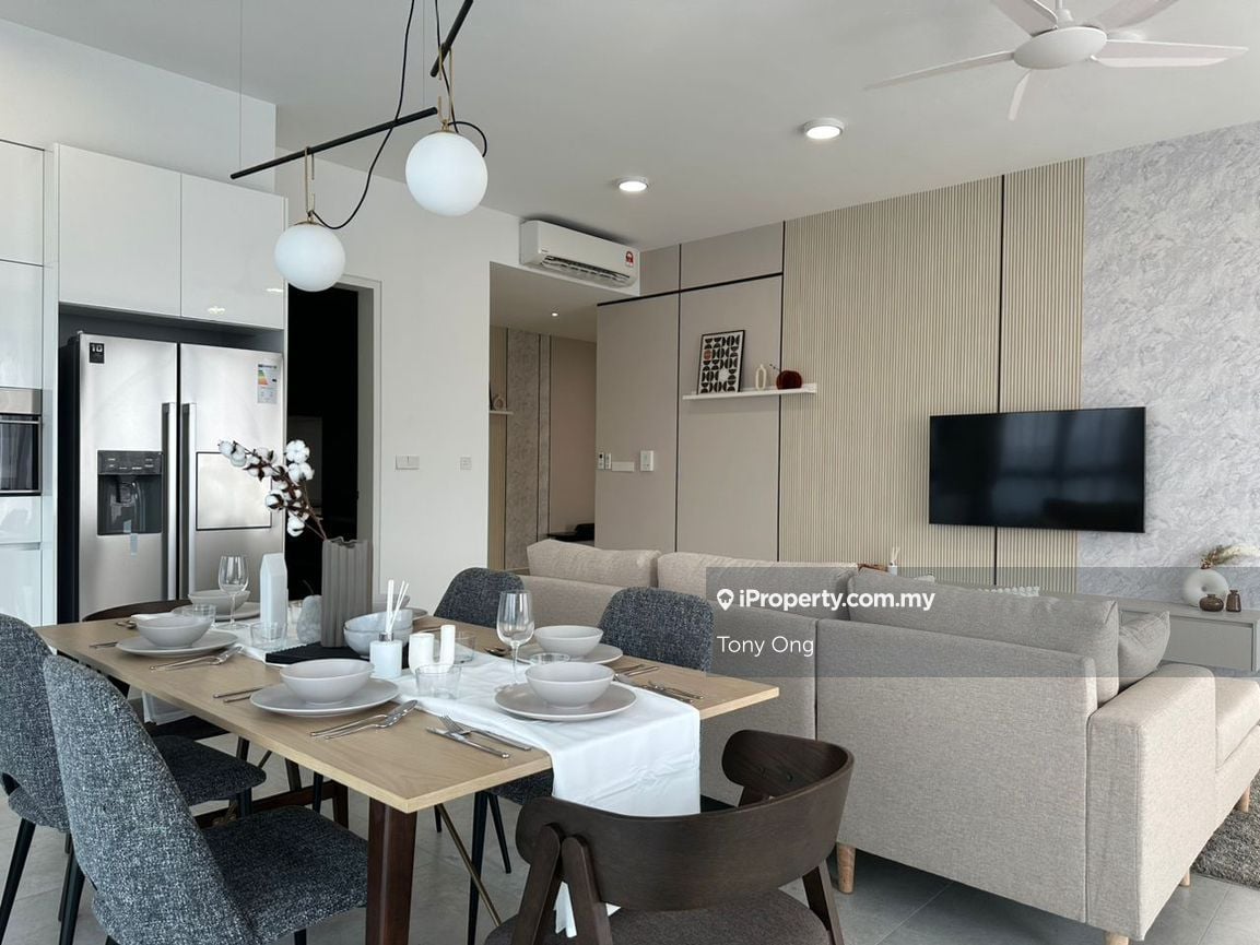 Trinity Pentamont End lot Condominium 4+1 bedrooms for sale in Mont ...