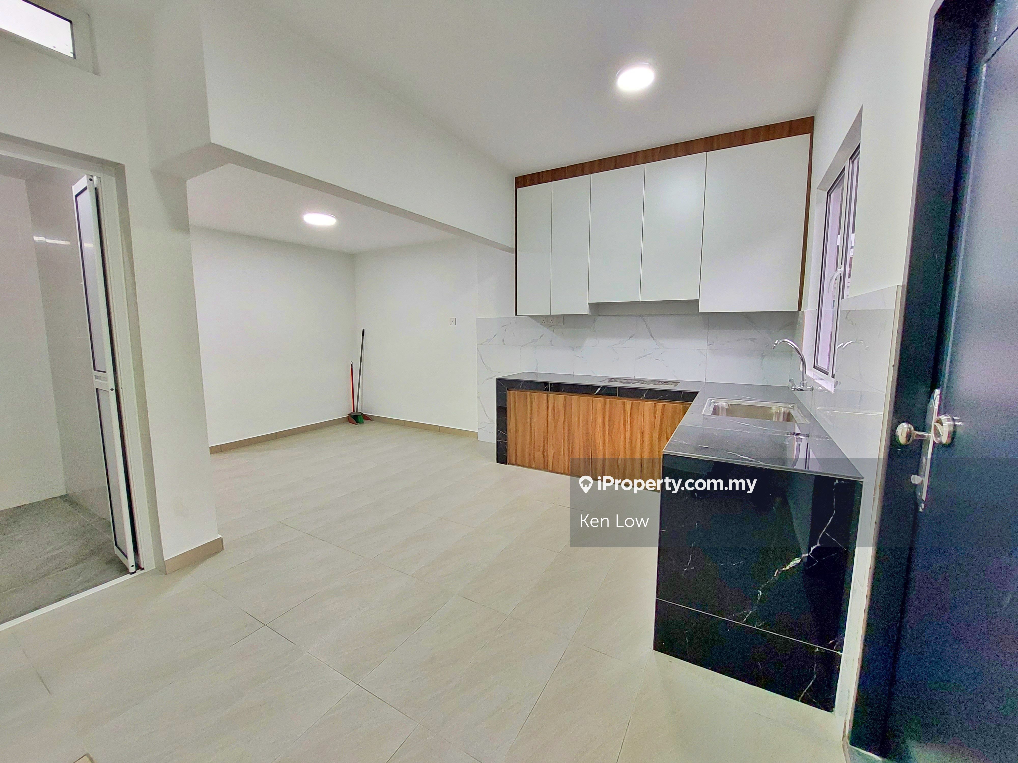 Nego, 100 Newly Reno 2 Sty House, Taman Maju, Kajang for sale