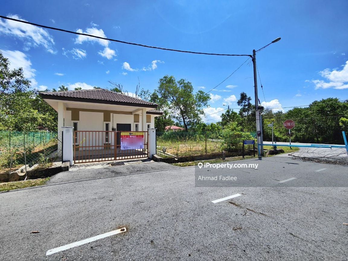 Mahkota Hills, Lenggeng Corner lot Bungalow 3 bedrooms for sale ...