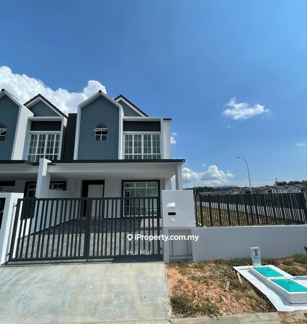 Kulai 2sty Terrace/Link House 5 bedrooms for sale