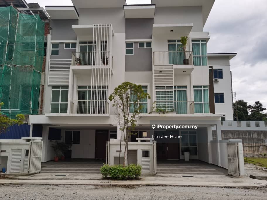 Bandar Bukit Puchong, Bandar Puteri Puchong Intermediate 3sty Terrace