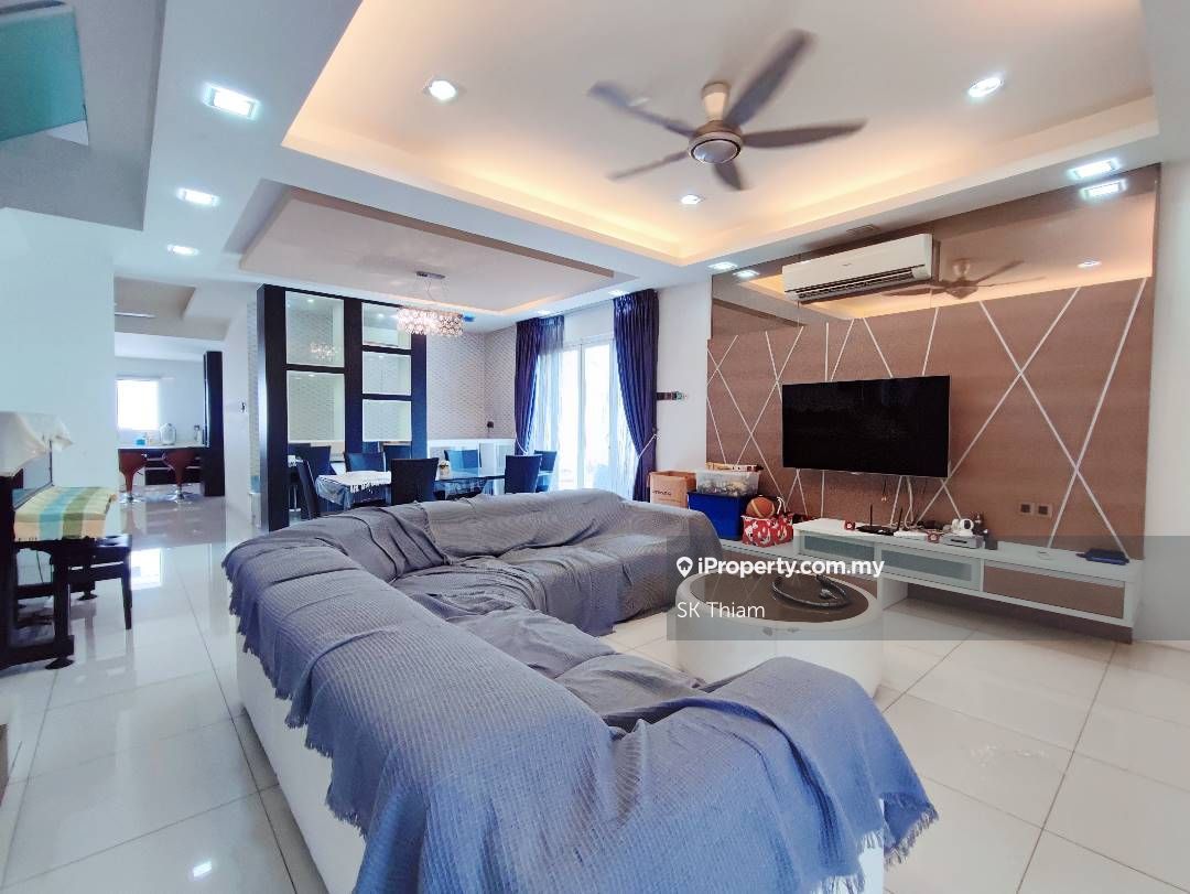 Corner Lot Indah Residences Kemuning Utama, Kota Kemuning for sale