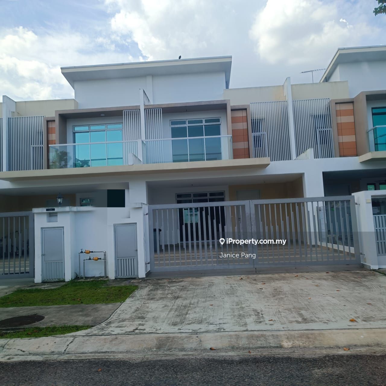 ASPIRA LAKEHOMES @ GERBANG NUSAJAYA , Gelang Patah Intermediate 2-sty ...