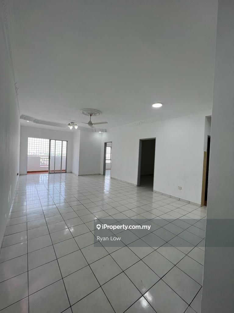 Merdeka Villa Intermediate Apartment 3 bedrooms for sale in Ampang