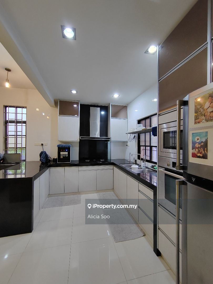 BRP 5 Espana, Bukit Rahman Putra, Sungai Buloh, Bukit Rahman Putra Semi