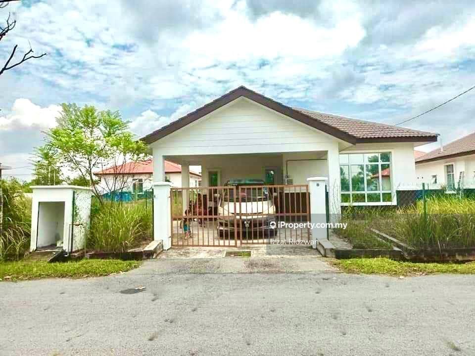 Mahkota Hill Tasik Senangin, Lenggeng Bungalow 4 bedrooms for sale ...