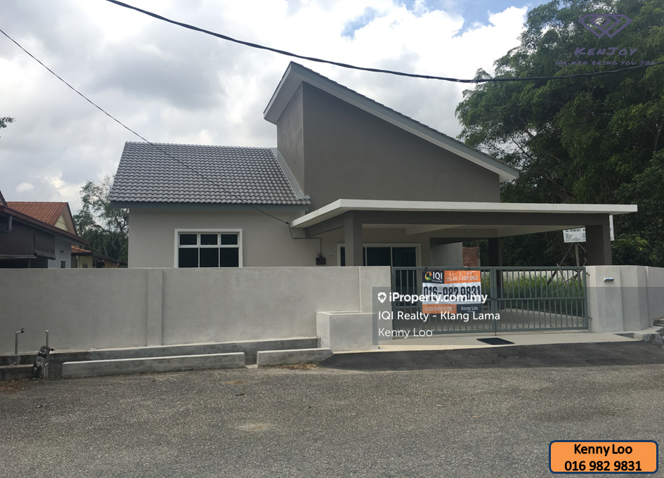 Kampung Tiram Kuantan Corner Lot Bungalow 5 Bedrooms For Sale Iproperty Com My