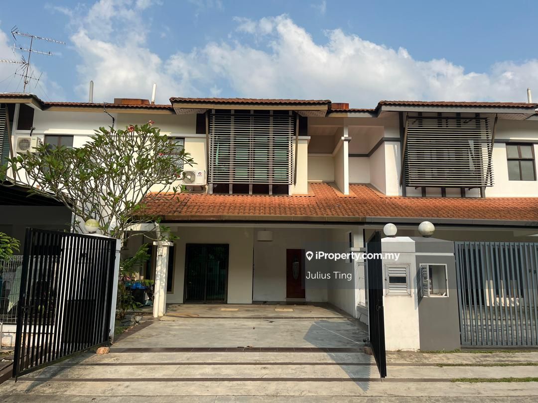 Taman Laguna, Johor Bahru 2-sty Terrace/Link House 5+1 bedrooms for ...