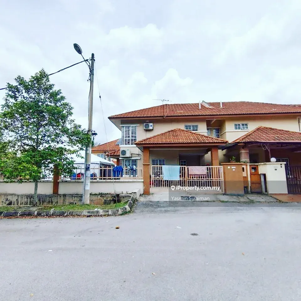 Bandar Bukit Mahkota Bangi , Bangi Corner lot Semidetached House 4