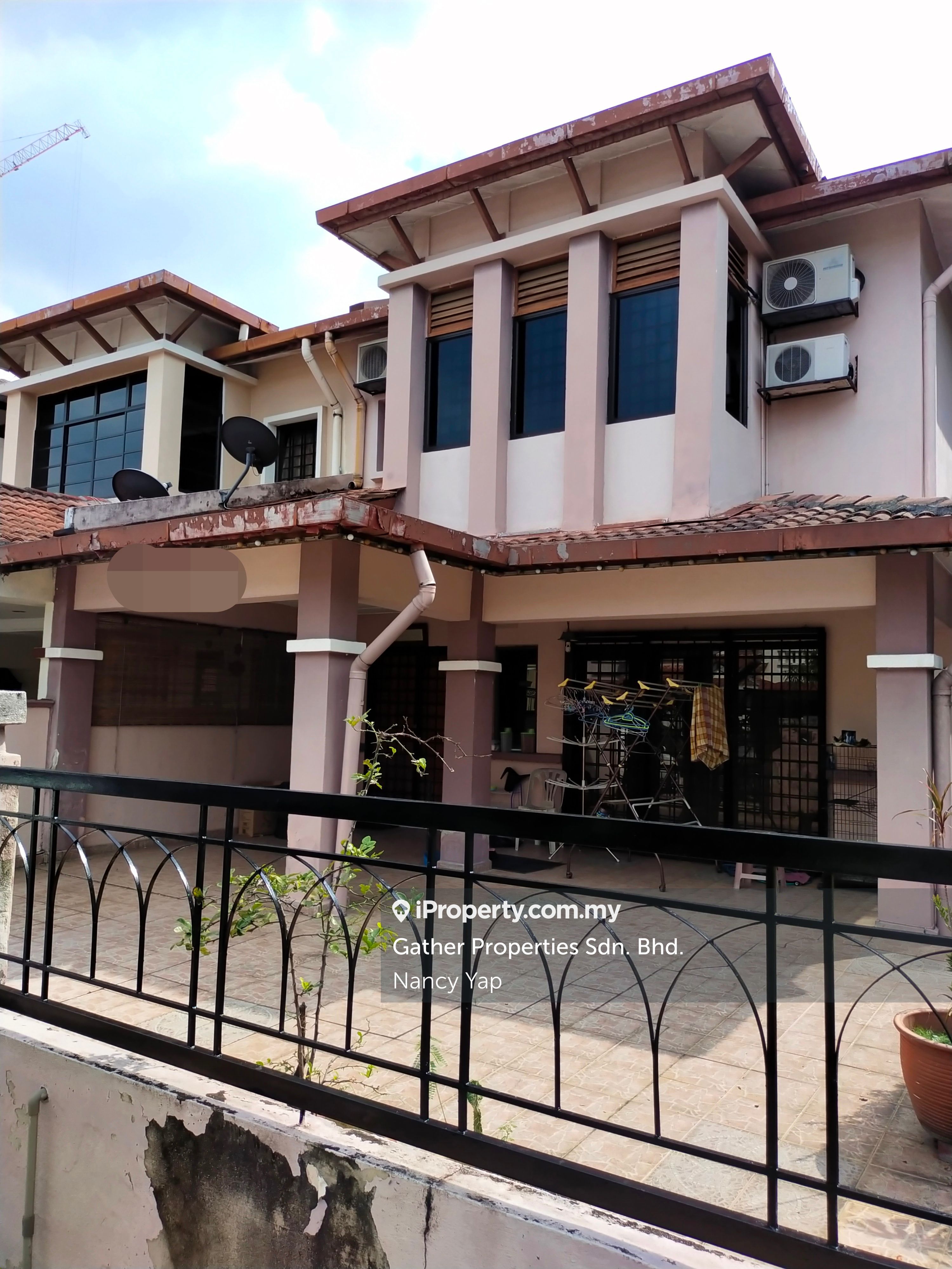 Subang, Shah Alam 2sty Terrace/Link House 4 bedrooms for rent