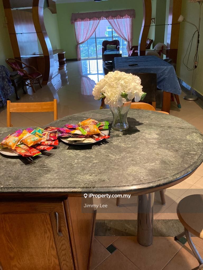Tiara Kelana Condominium 3+1 bedrooms for rent in Petaling Jaya