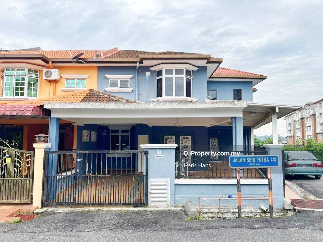 Bandar Seri Putra, Bangi End lot 2-sty Terrace/Link House 5 bedrooms ...