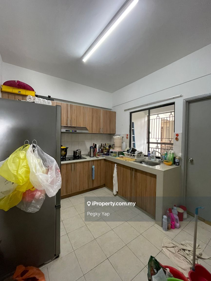 Rivercity Condominium Intermediate Condominium 3 bedrooms for sale in