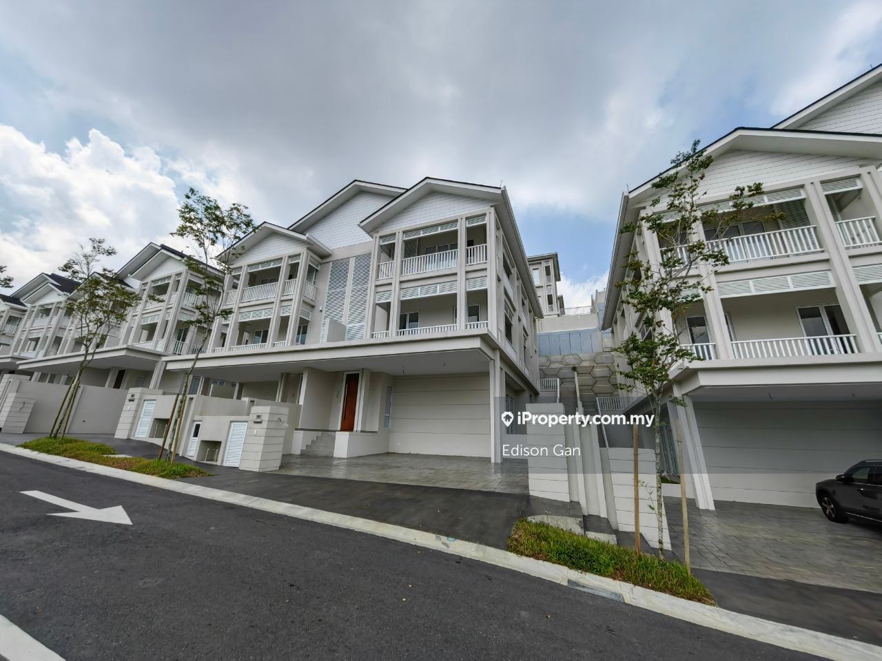Serene Mont Kiara, Mont Kiara Intermediate Semidetached House 5+2