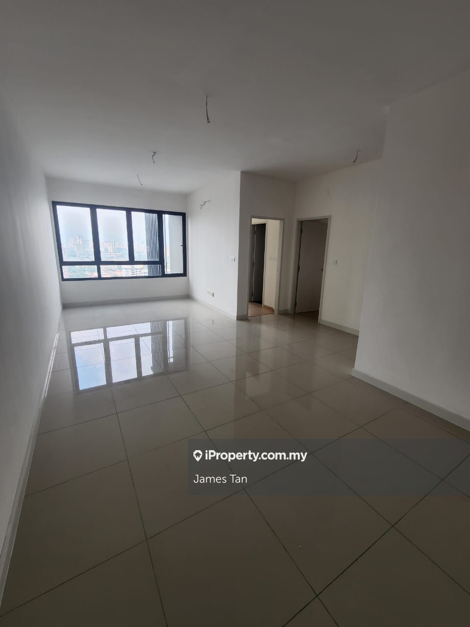Tuan Residency Serviced Residence 3 bedrooms for sale in Jalan Kuching