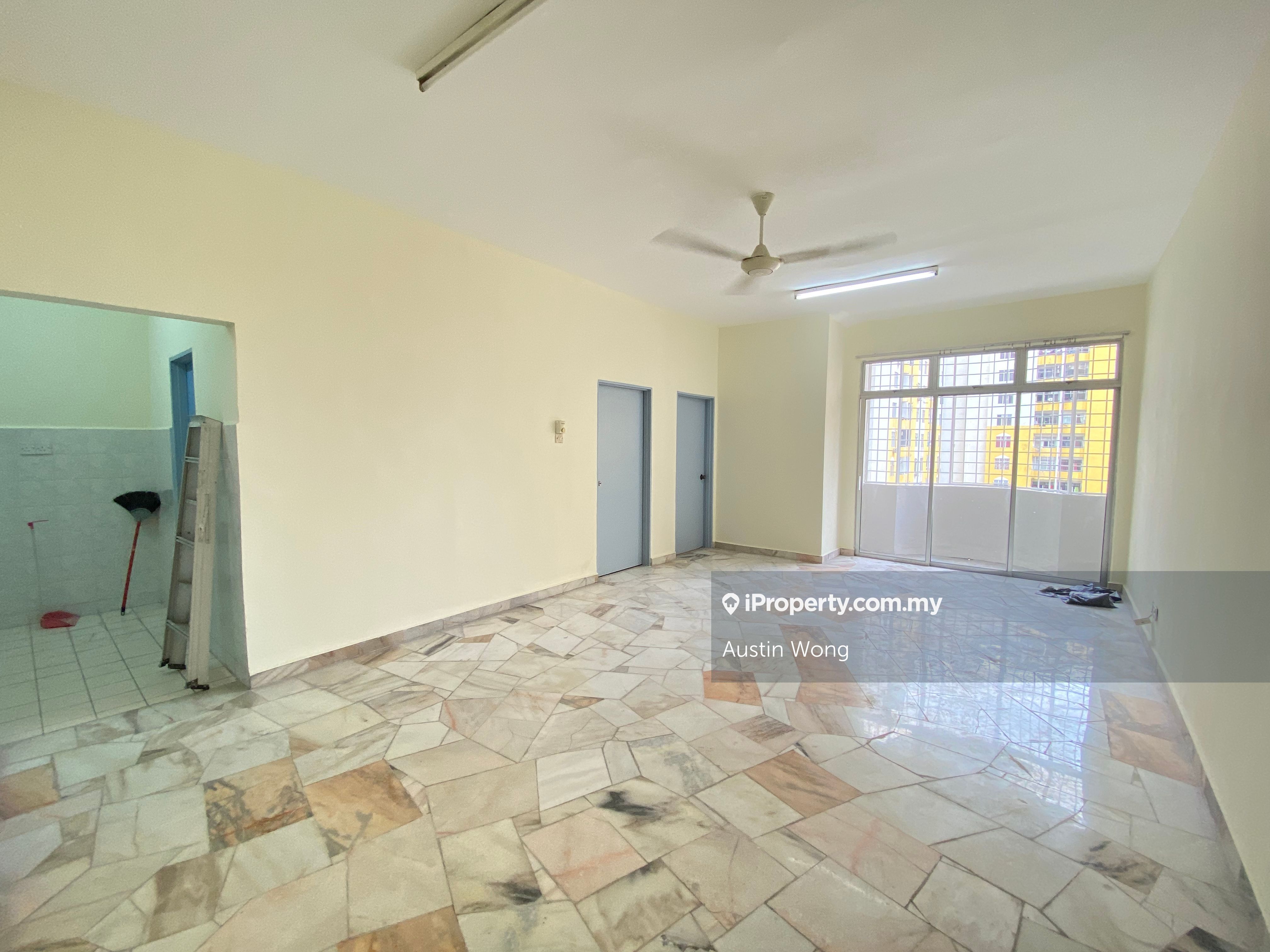 Pangsapuri Lagoon Perdana Intermediate Apartment 3 bedrooms for sale in