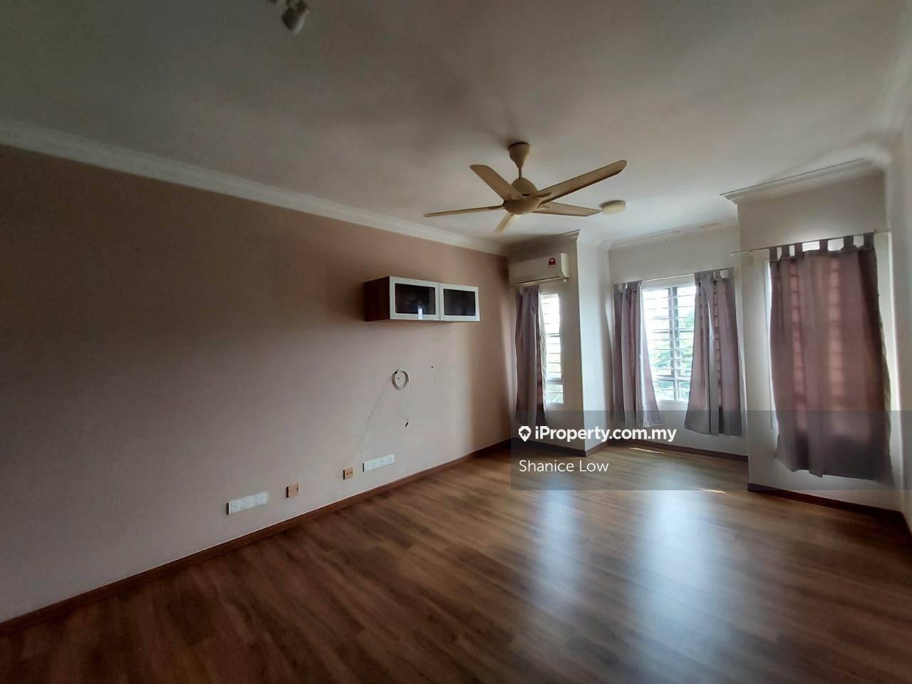 D' Kiara Apartment Intermediate Apartment 3 bedrooms for rent in