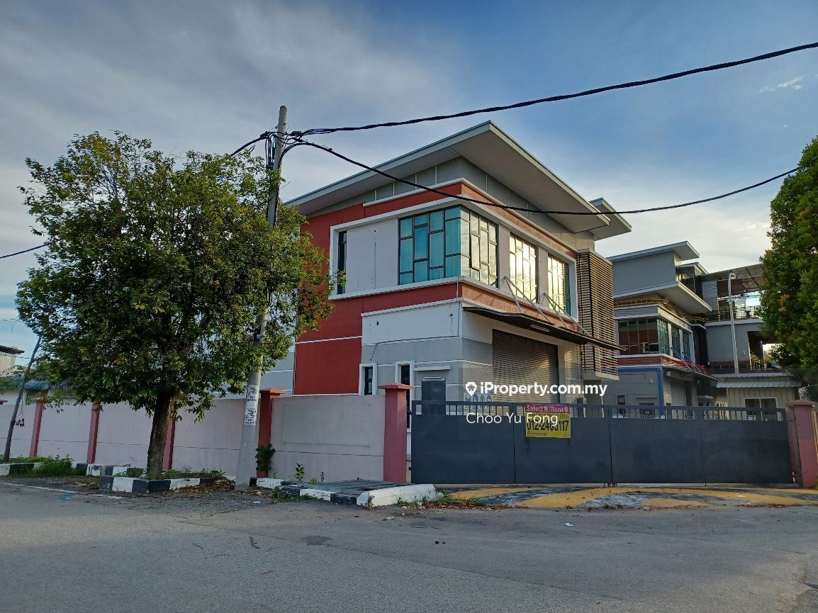 Taman Teknologi Cheng bungalow factory , Batu Berendam , Cheng