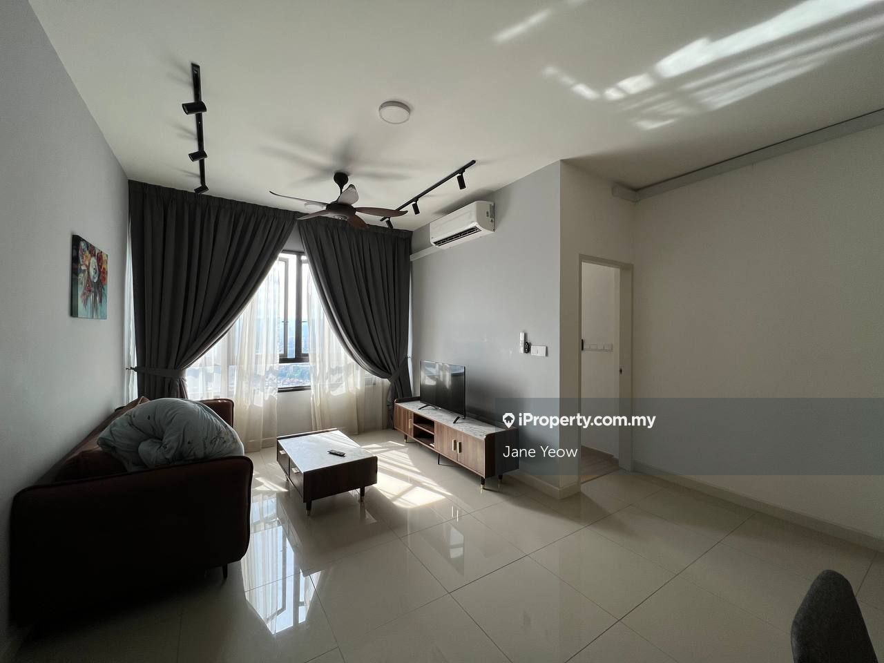 Tuan Residency Serviced Residence 3 bedrooms for sale in Jalan Kuching
