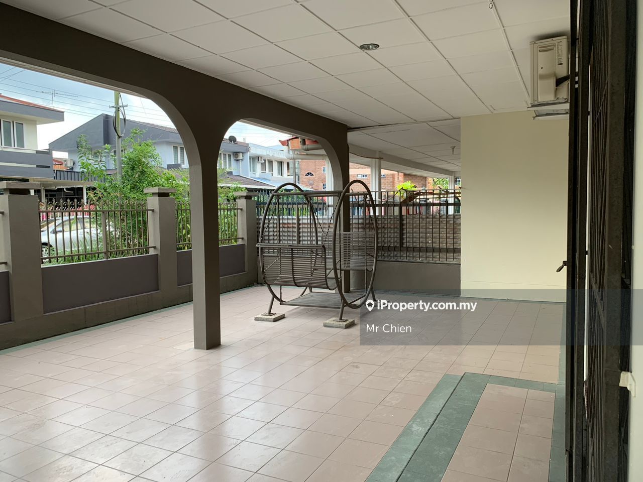 Kuching Semidetached House 4 bedrooms for rent