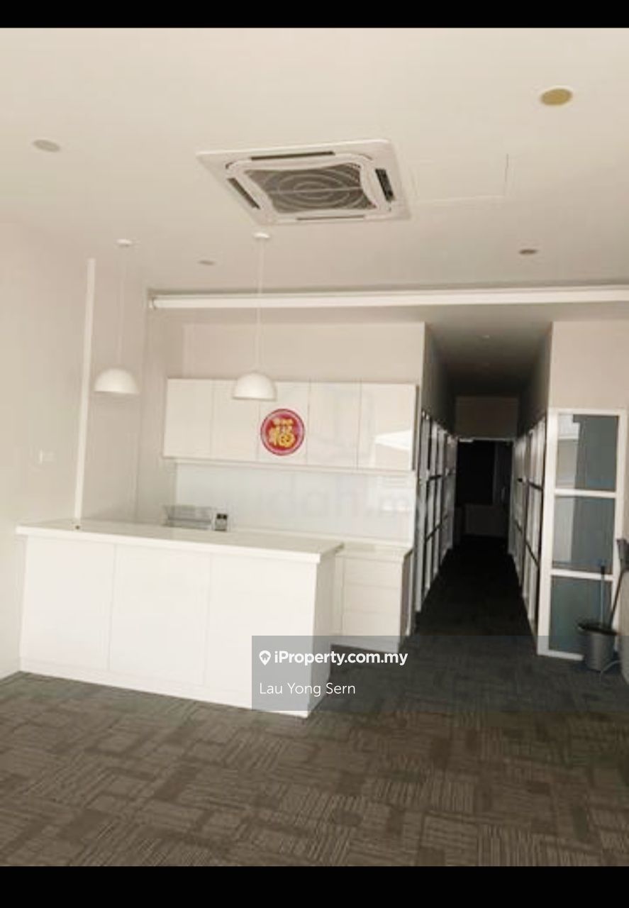 D'Piazza Office lot for Rent, Bayan Baru Office for rent | iProperty.com.my