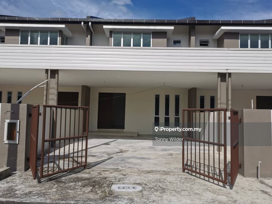 Matang Kuching Intermediate 2 Sty Terrace Link House 4 Bedrooms For Sale Iproperty Com My