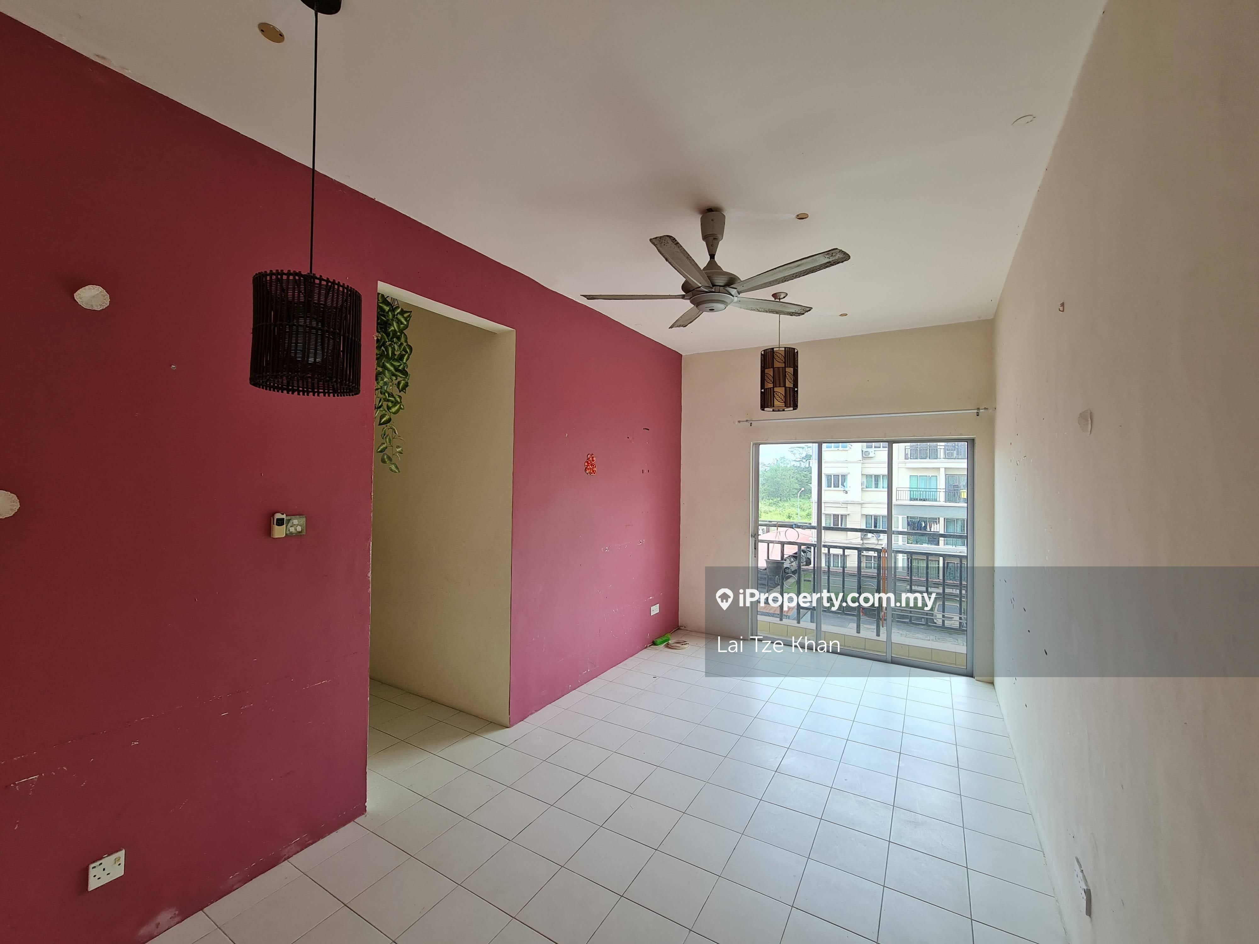 MJC Courtyard Sanctuary Apartment 3 bedrooms for sale in Kuching