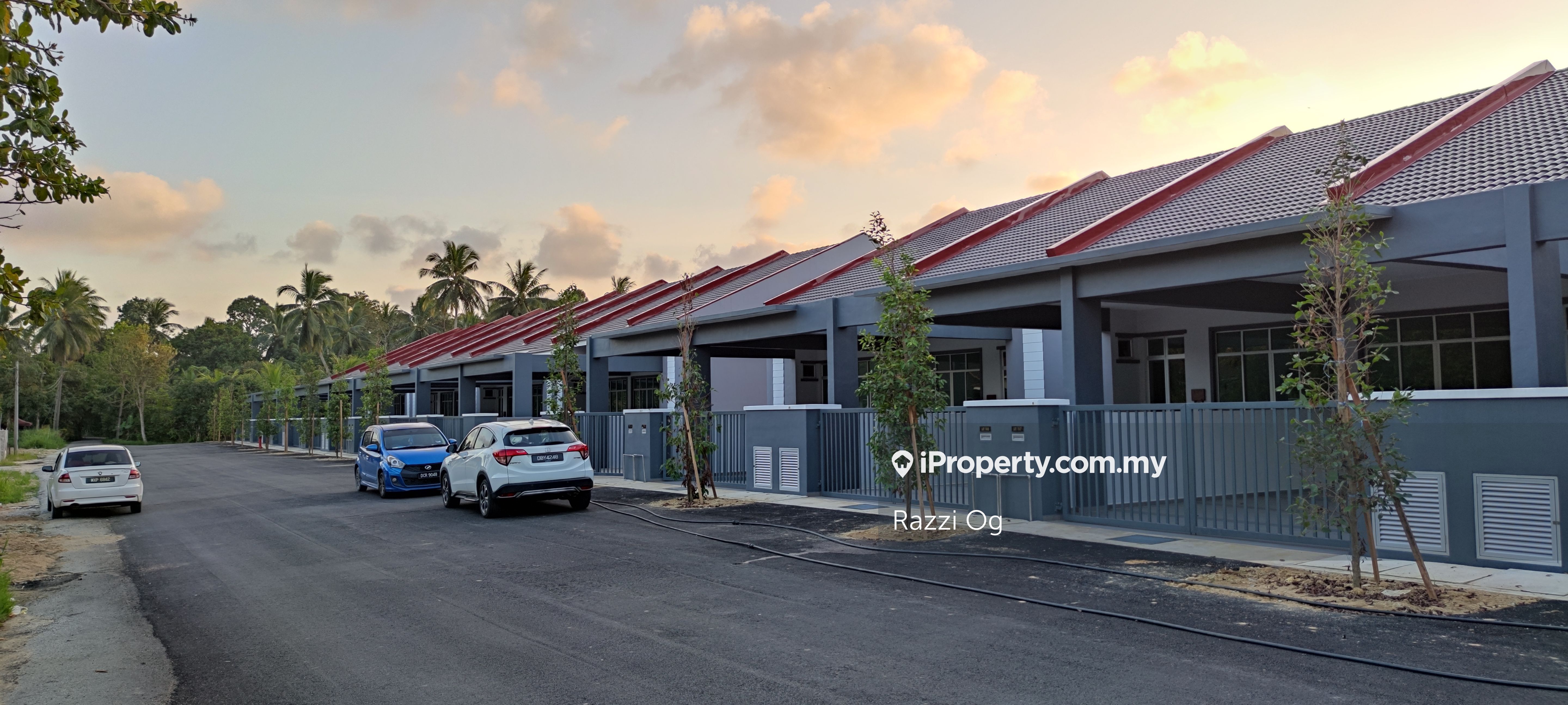 Teres Superlink Mewah VVIP Pasir Tumboh , Kota Bharu