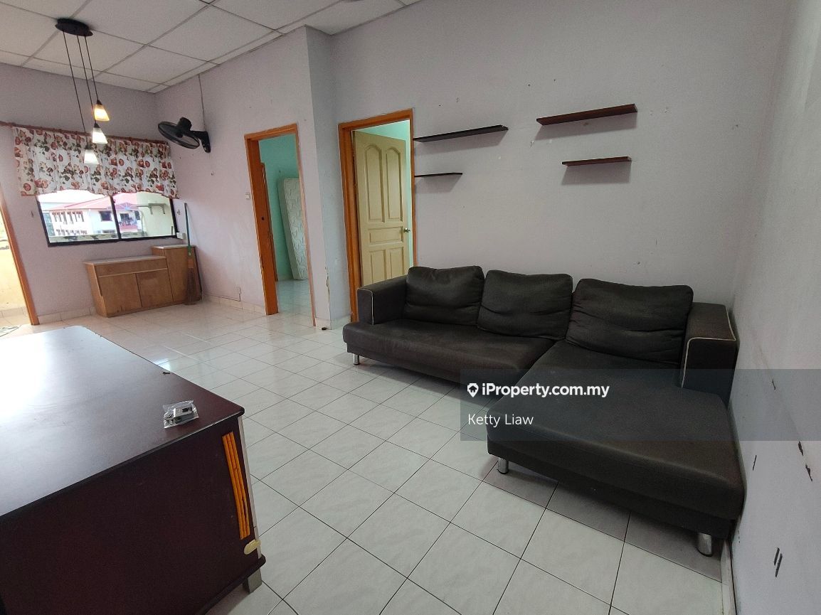 Taman Penampang Apartment Apartment 3 bedrooms for rent in Penampang