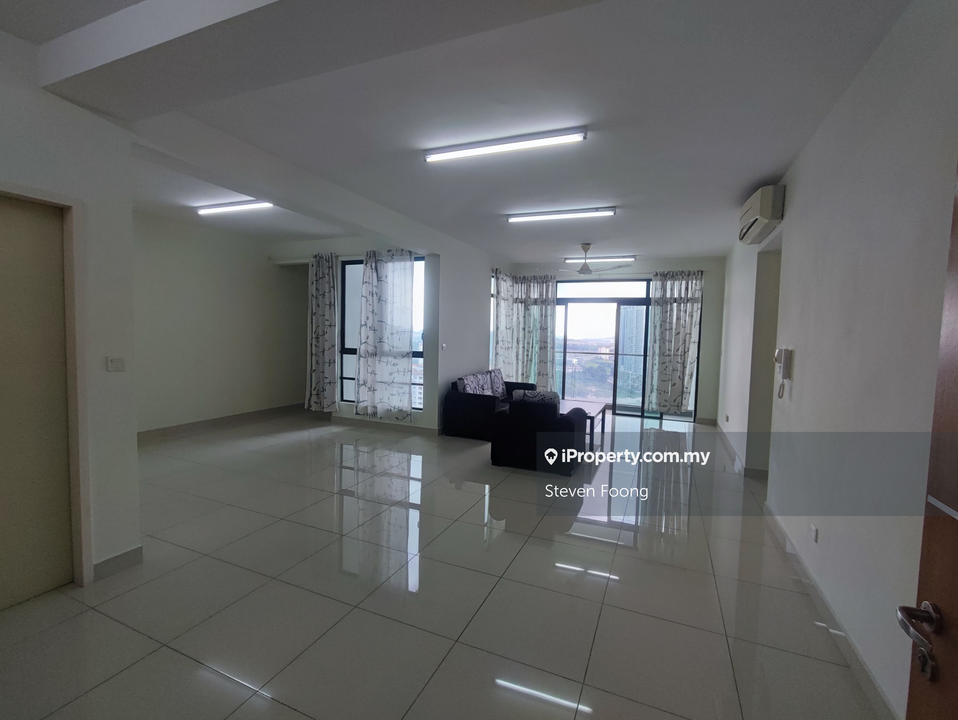 The Z Residence Condominium 3 bedrooms for rent in Bukit Jalil, Kuala