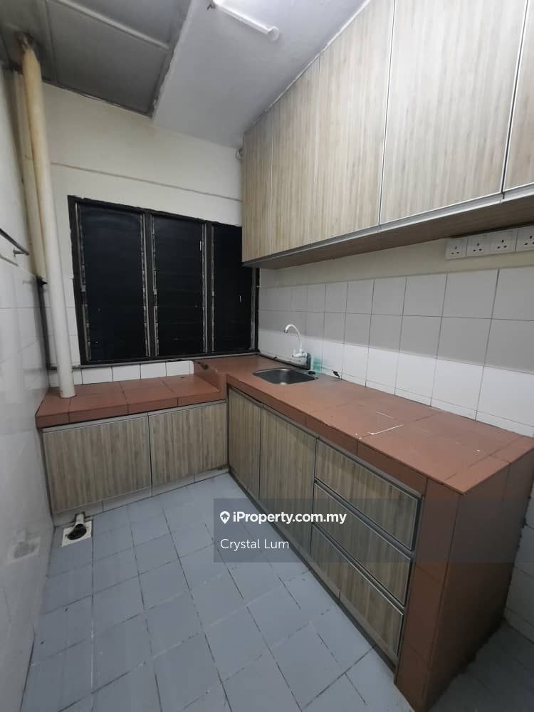 Suria Magna Corner lot Apartment 2 bedrooms for sale in Kepong, Kuala