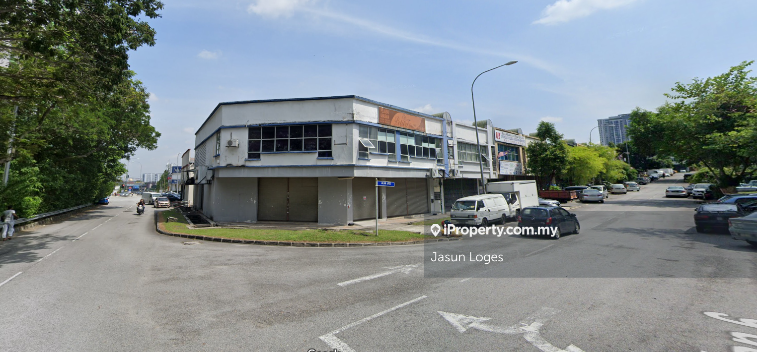 Corner Ground and First Floor Factory / Warehouse at Taman