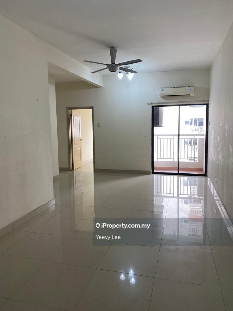 Pelangi Utama Corner lot Condominium 3 bedrooms for rent in Bandar ...