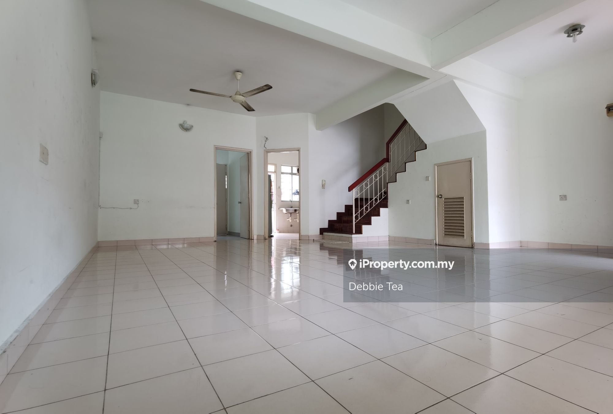 Seksyen 5 Seri Utama, Kota Damansara Intermediate 2sty Terrace/Link