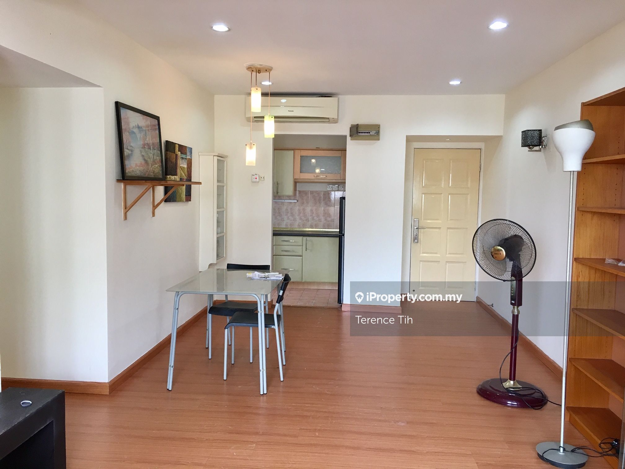 Pangsapuri Saraka Jalan Wawasan 4 2 Pusat Bandar Puchong Puchong Selangor 3 Bedrooms 915 Sqft Apartments Condos Service Residences For Sale By Ahmad Ikhwan Arif Rm 350 000 33077930