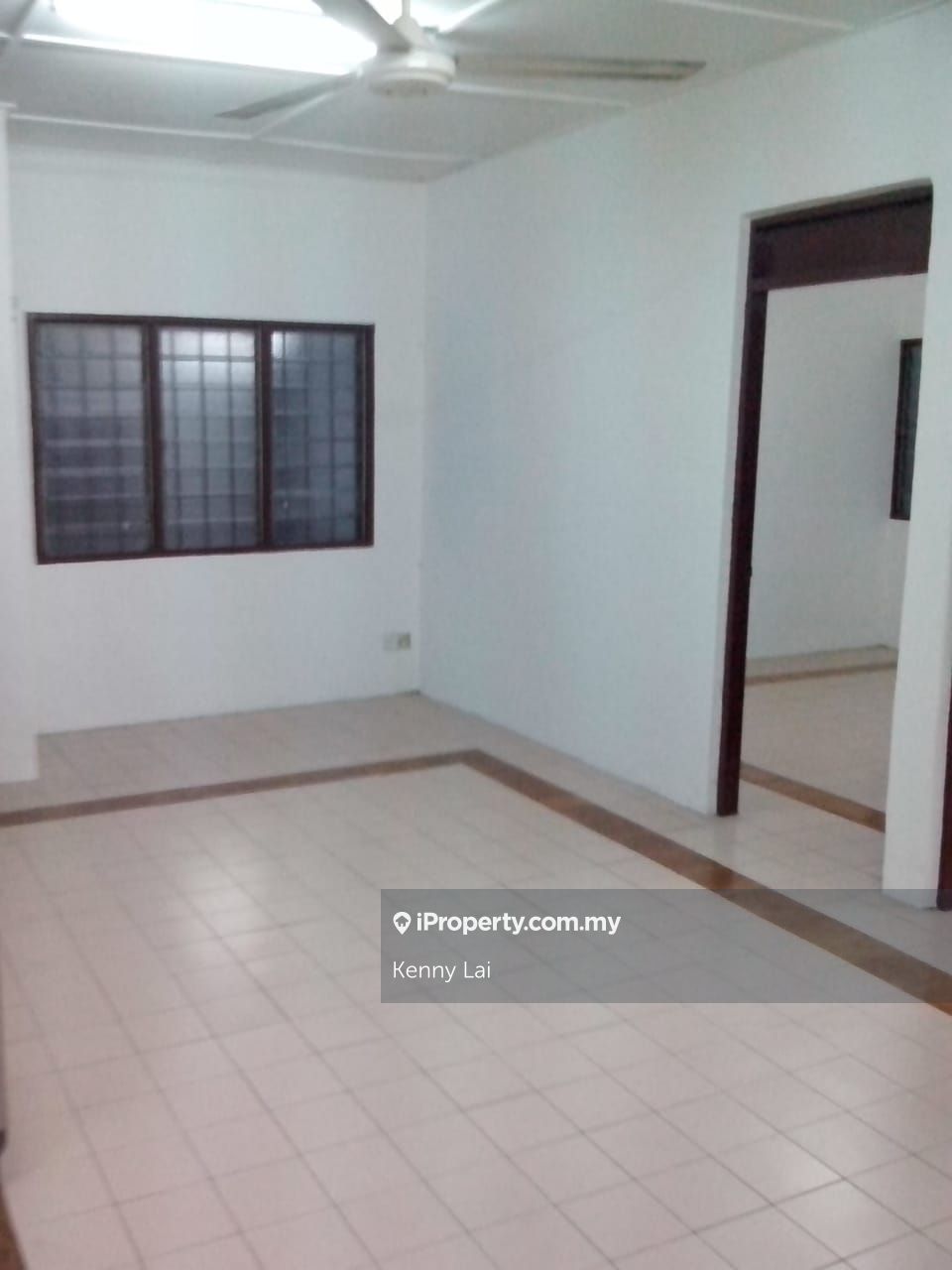Glen Court Intermediate Flat 2 bedrooms for sale in Bandar Sungai Long